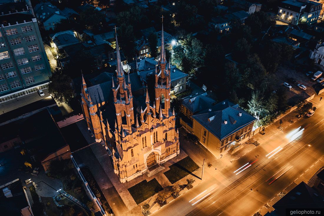 Храм пресвятого сердца Иисуса с высоты фото
