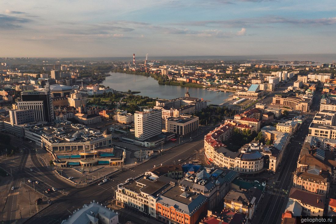 Площадь Тукая в Казани с высоты фото