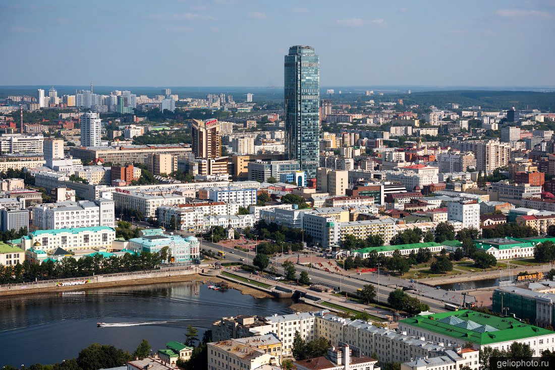 Исторический центр Екатеринбурга с высоты фото