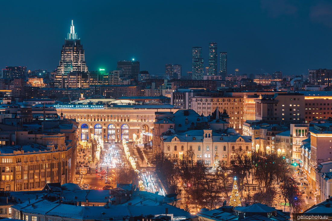 Улица Новая площадь в Москве зимой фото