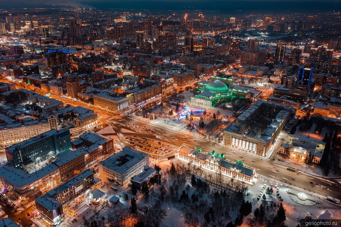 Площадь Ленина в Новосибирске зимой фото