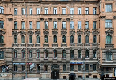 Улица Некрасова в Санкт-Петербурге фото