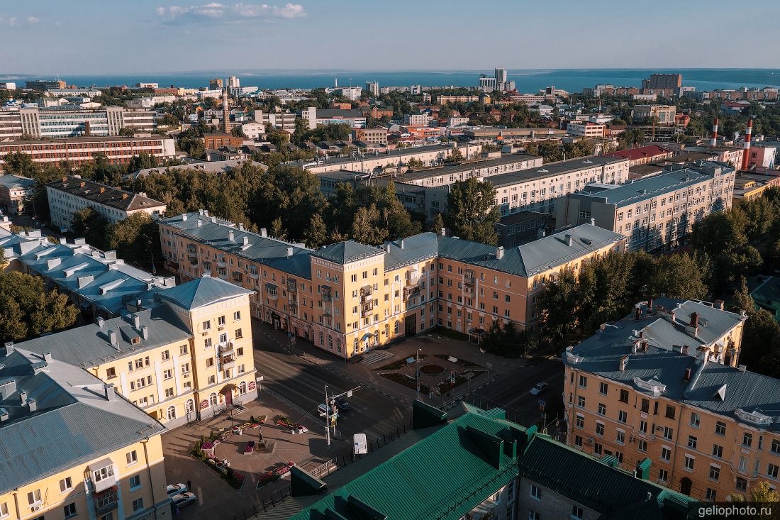 Перекрёсток Карла Маркса и Крымова в Ульяновске фото