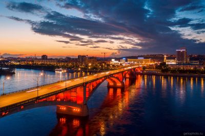 Коммунальный мост через Енисей в Красноярске фото