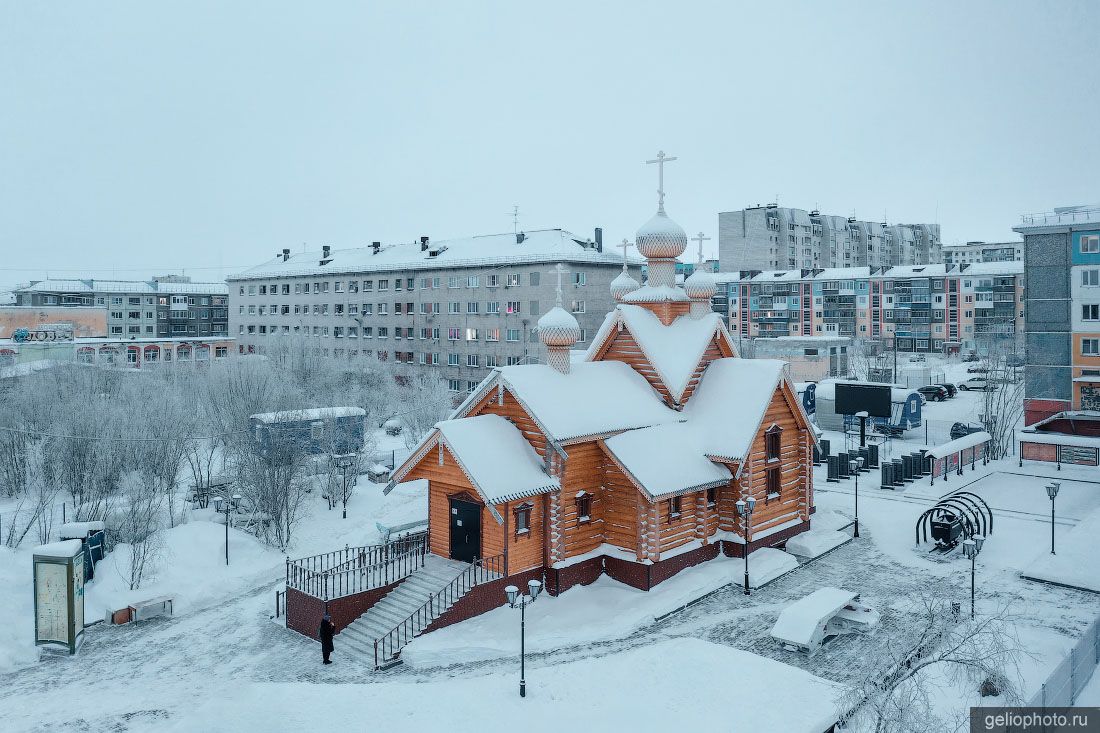 Храм святой Варвары в Воркуте фото