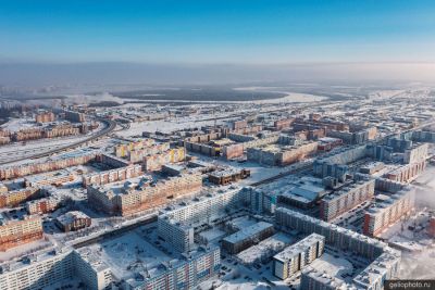 Ленинградский проспект в Новом Уренгое фото