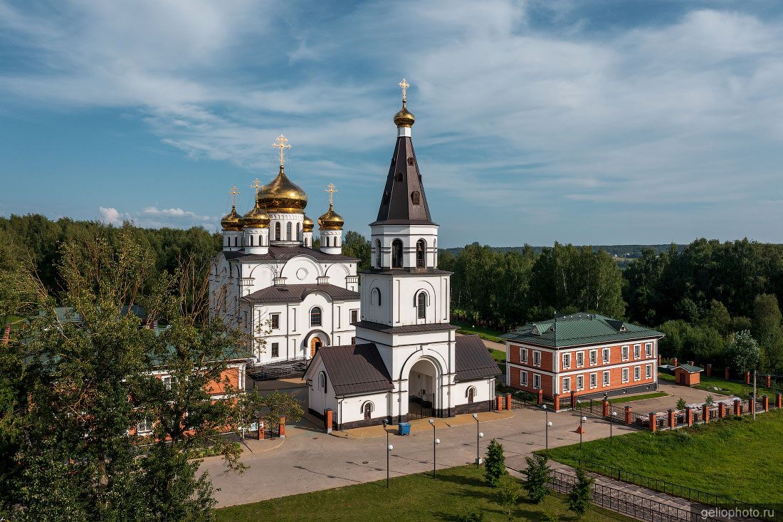 Собор преподобных Афанасия и Феодосия Череповецких  фото