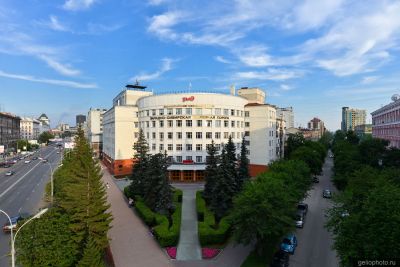 Управление Западно-Сибирской железной дороги в Новосибирске фото