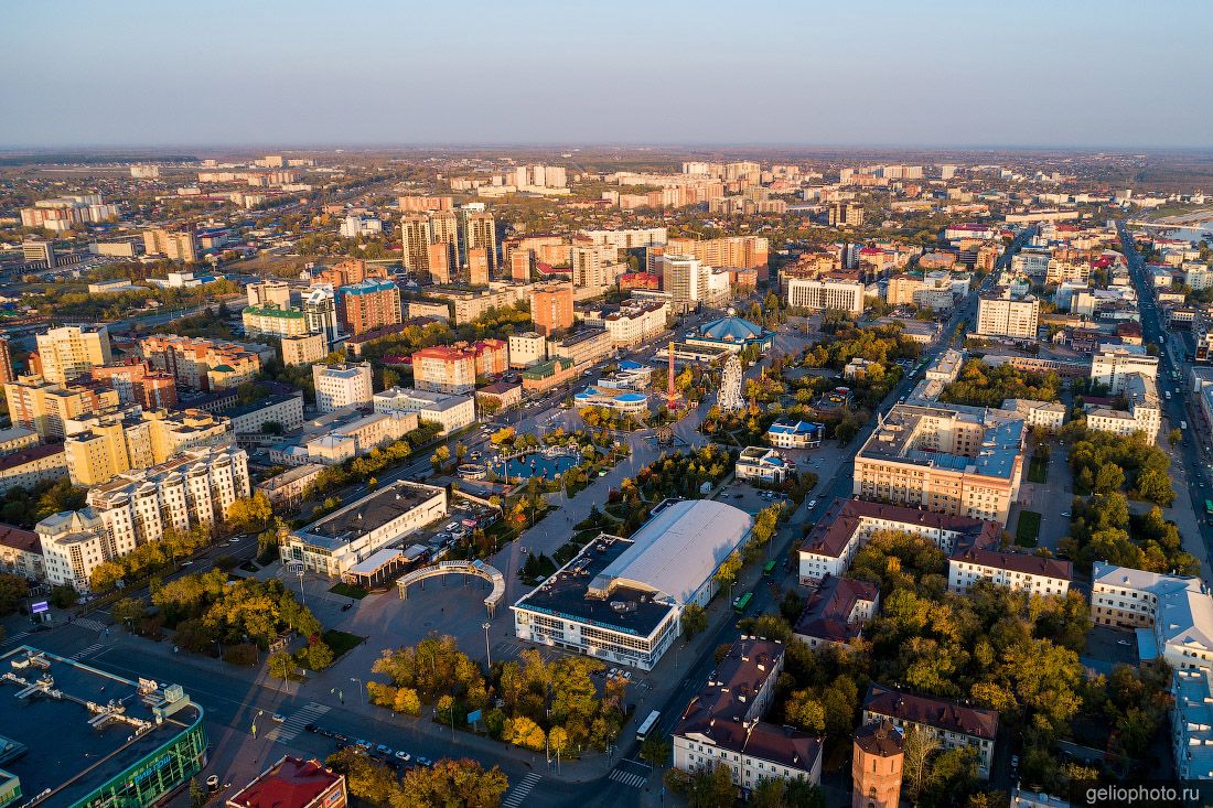 Цветной бульвар в Тюмени фото