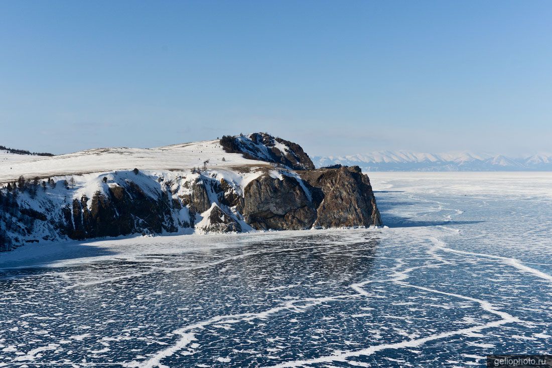 Берег Ольхона на Байкале фото