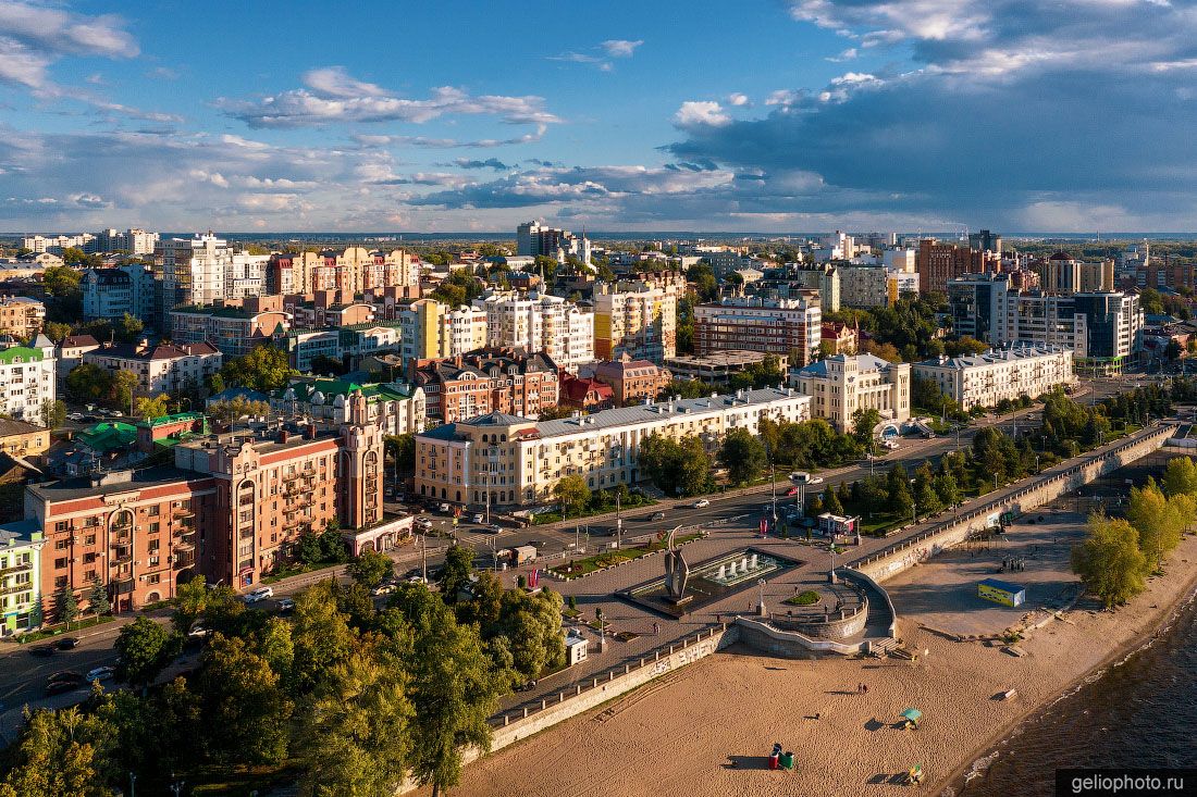 Набережная Волги в Самаре фото