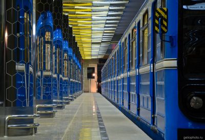 Станция Ботаническая Екатеринбургского метрополитена фото