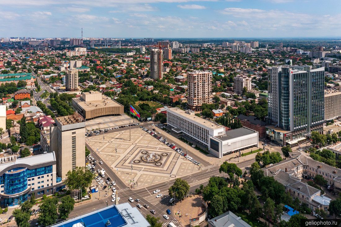 Главная Городская площадь в Краснодаре с высоты фото