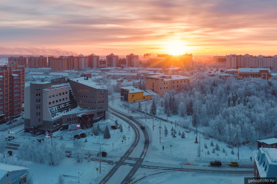 Улица Матросова в Салехарде фото