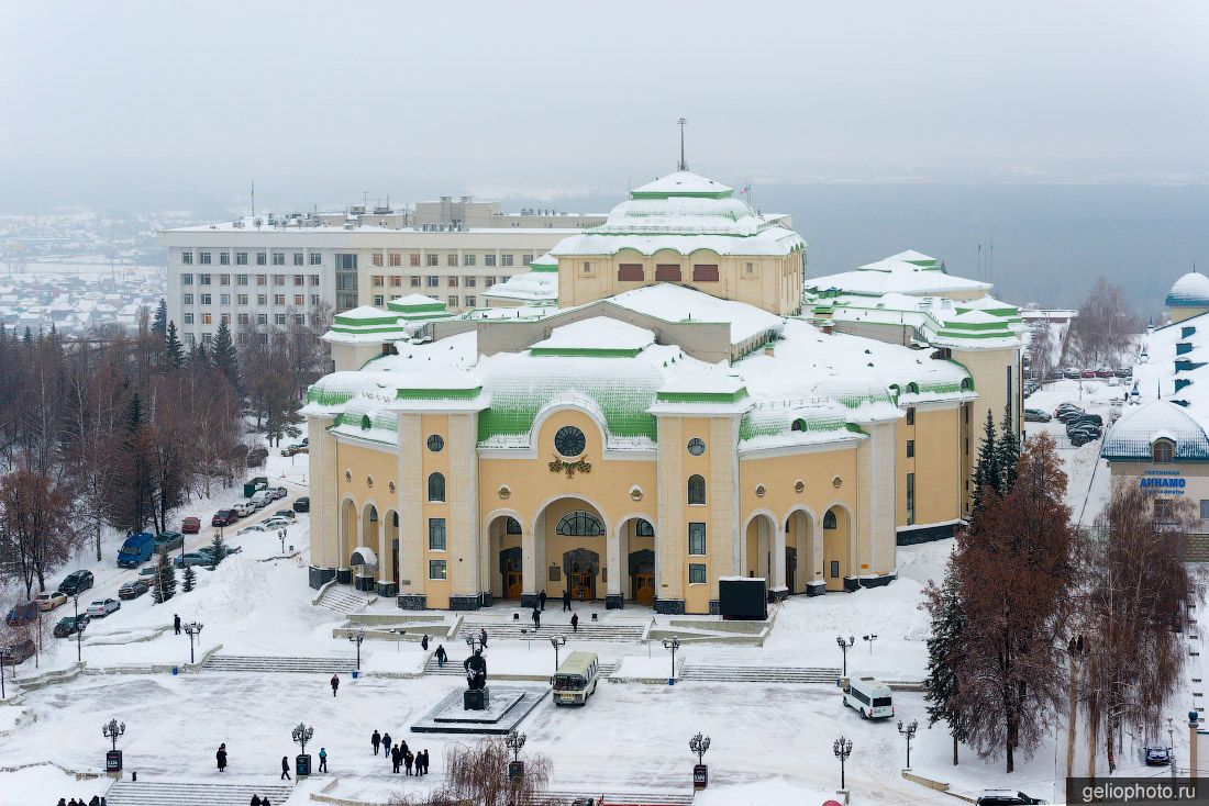 Театр драмы Гафури в Уфе фото