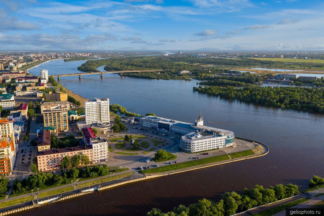 Площадь Бухгольца в Омске с высоты фото