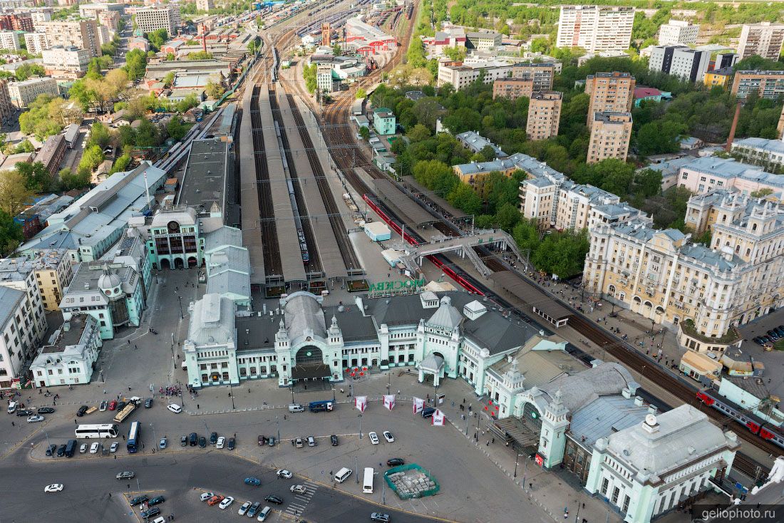 Белорусский вокзал в Москве фото