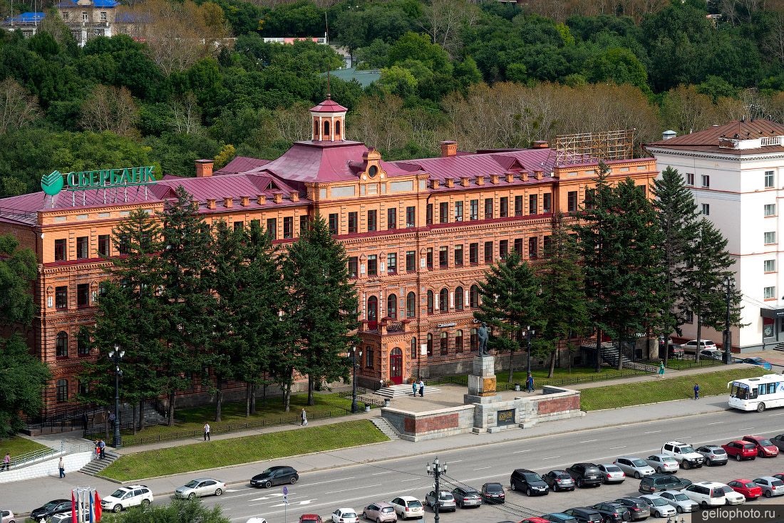 Реальное училище в Хабаровске фото
