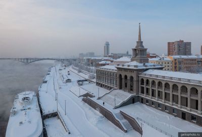 Речной вокзал в Красноярске зимой фото