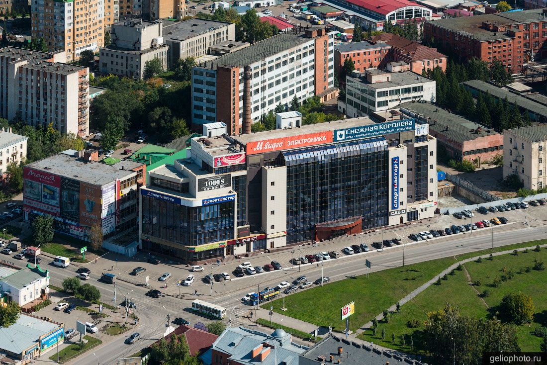 Торгово-офисный комплекс Герцен Плаза в Омске с высоты фото