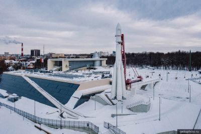 Ракета-дублёр Гагарина в Калуге зимой фото