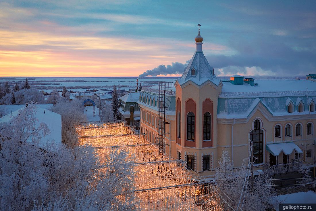 Епархиальное управление в Салехарде фото