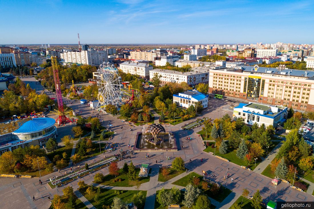 Цветной бульвар в Тюмени фото