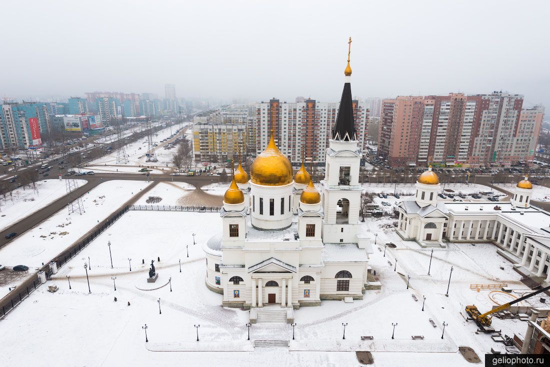 Собор Кирилла и Мефодия в Самаре зимой фото