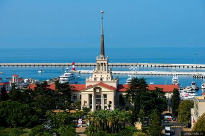 Морской вокзал в Сочи с высоты фото