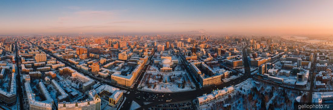Панорама центра Новосибирска зимой фото