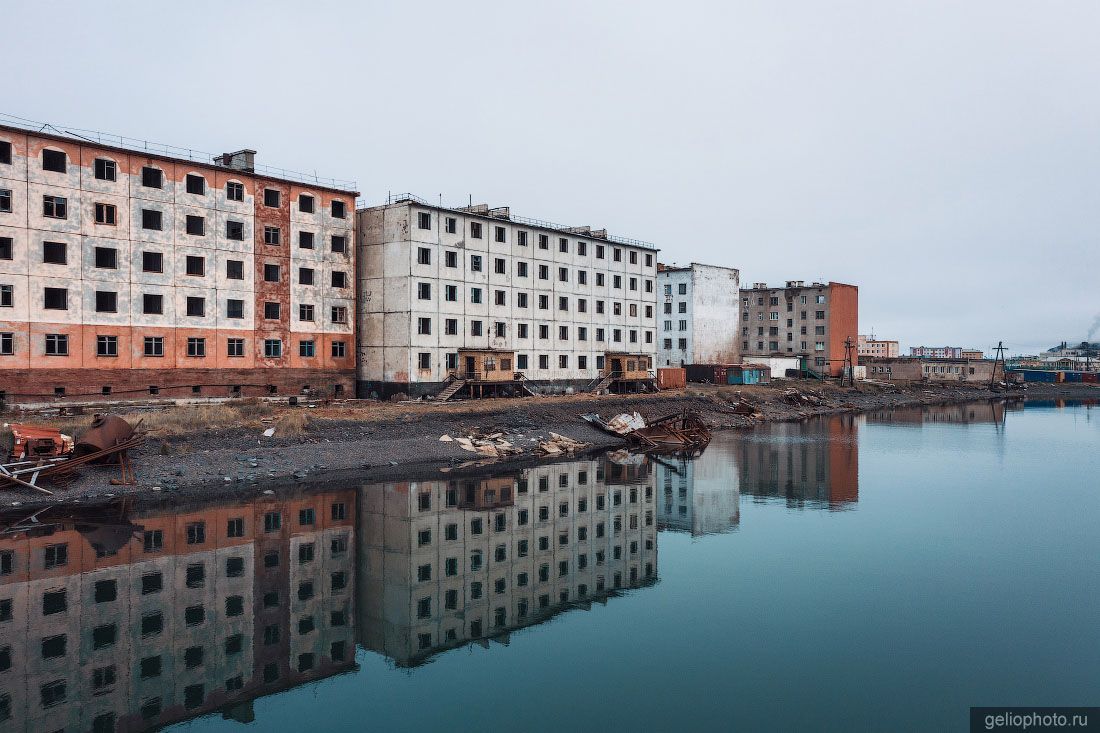 Заброшенные дома в Певеке фото