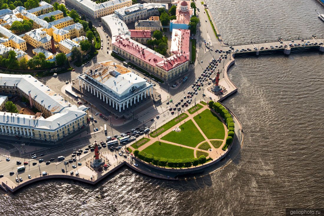 Стрелка Васильевского острова фото
