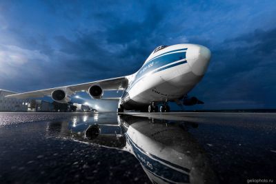 Самый большой серийный самолёт в мире Ан-124 фото