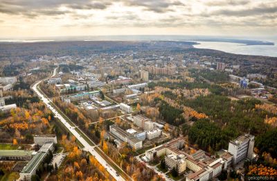 Проспект Академика Лаврентьева в Новосибирском академгородке фото