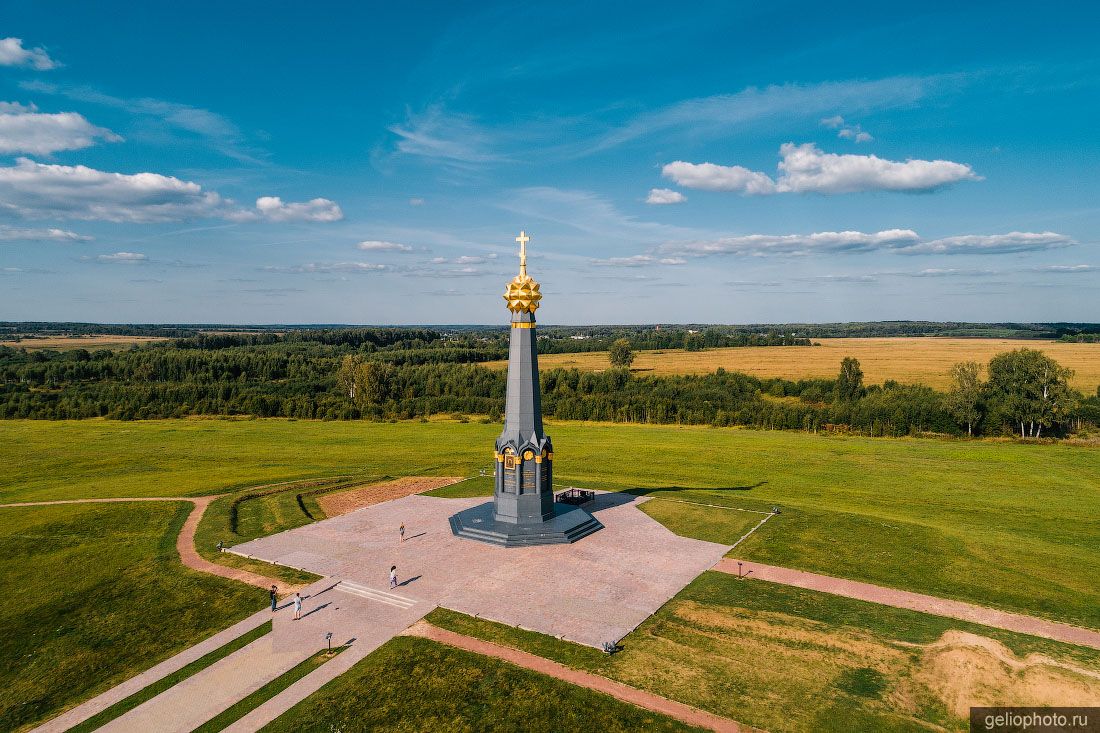 Памятник на Бородинском поле фото