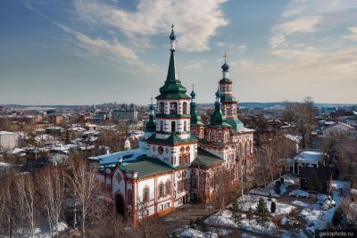 Крестовоздвиженская церковь в Иркутске фото