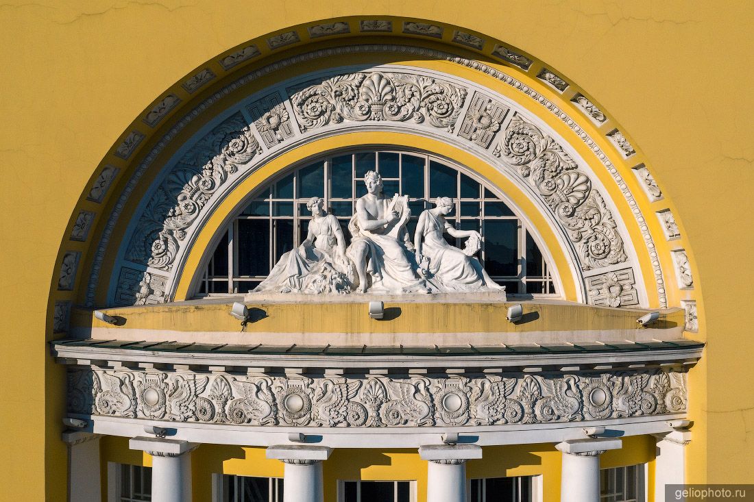 Театр драмы Волкова в Ярославле фото