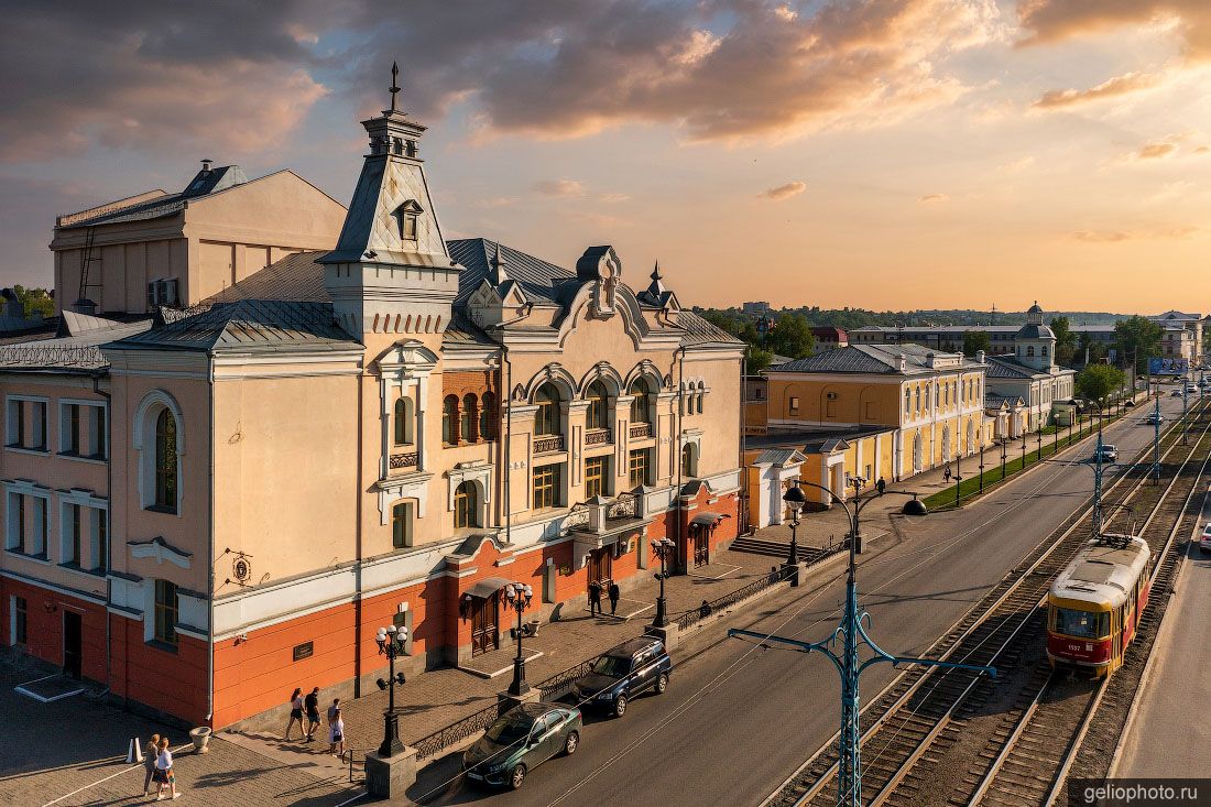 Филармония Алтайского края в Барнауле фото