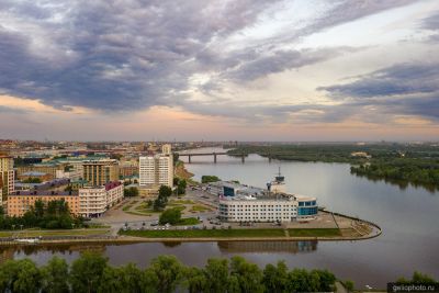 Киноцентр Вавилон в Омске фото