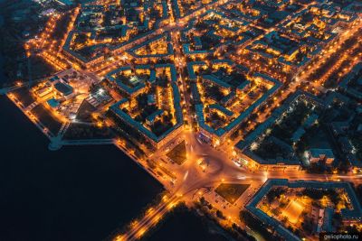Площадь Носова в Магнитогорске вид сверху фото