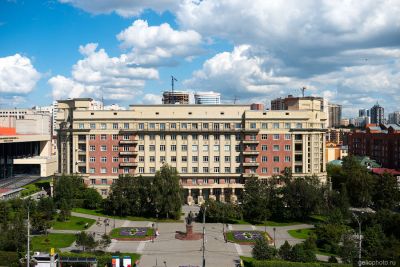 Стоквартирный дом в Новосибирске фото