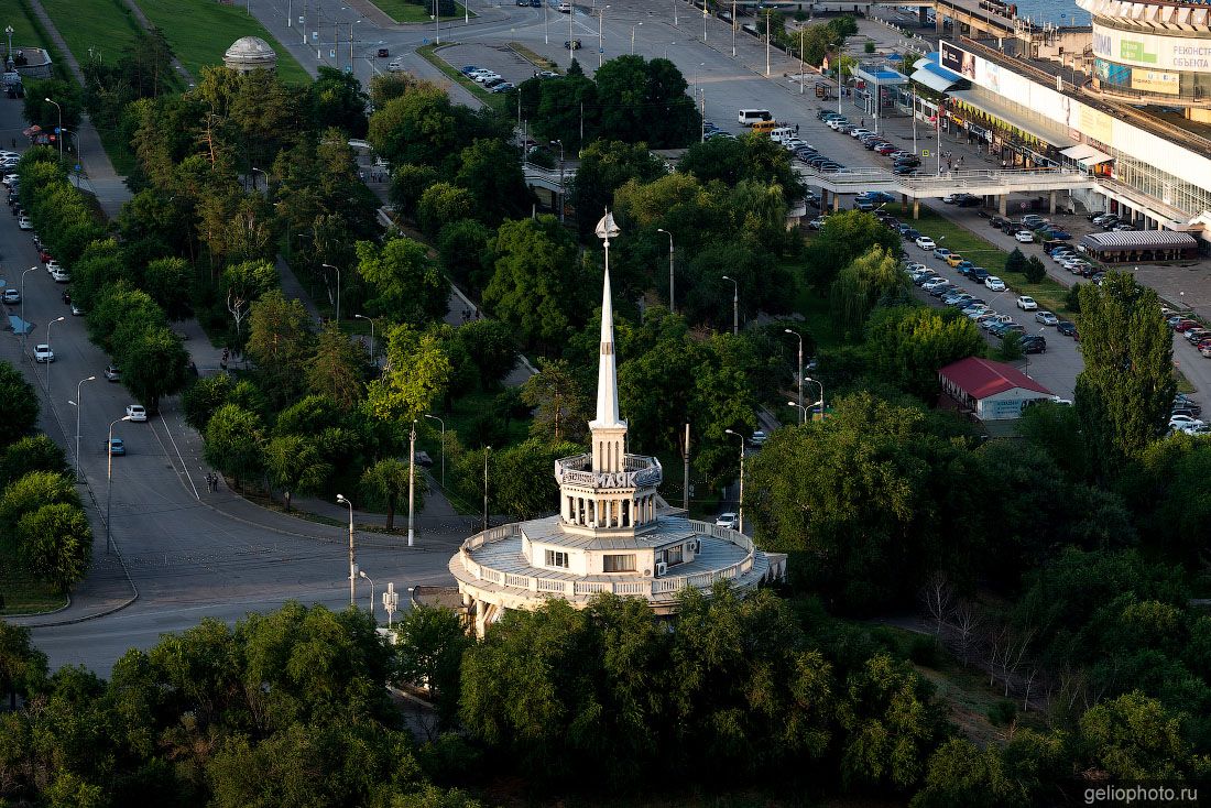 Ресторан Маяк в Волгограде с высоты фото
