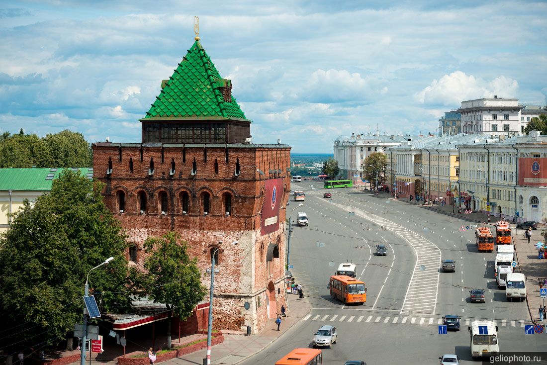 Дмитриевская башня Нижегородского Кремля фото