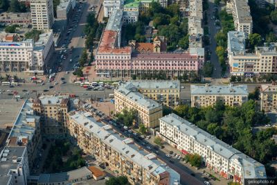 Перекрёсток Цвиллинга и проспекта Ленина в Челябинске фото