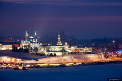 Казанский Кремль ночью фото