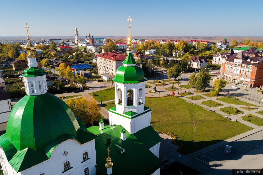 Храм Архангела Михаила в Тобольске фото