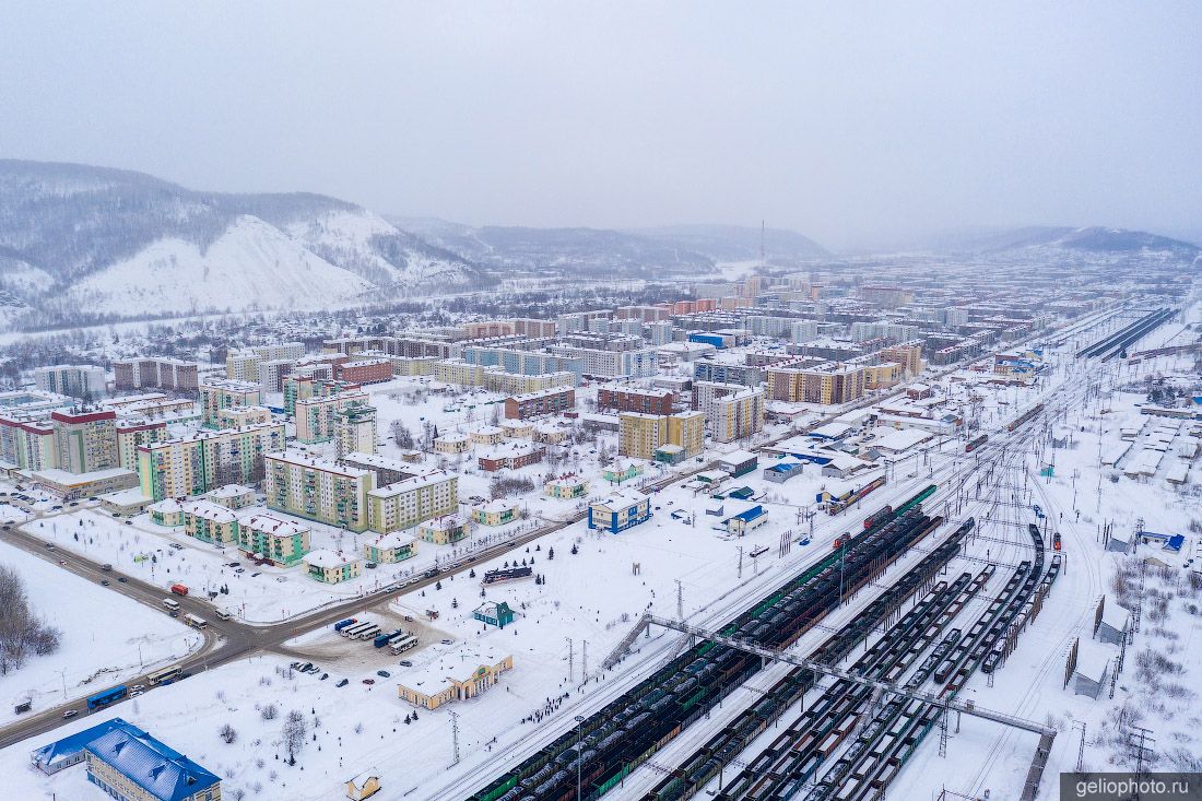 Вид на зимний Междуреченск с высоты фото