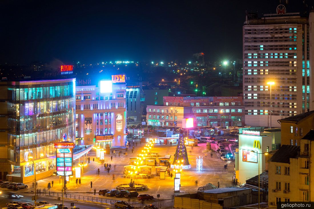 Площадь Революции в Нижнем Новгороде фото