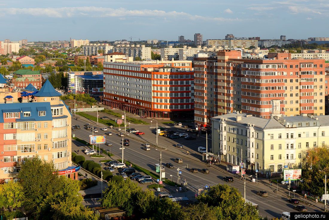 Улица 10 лет Октября в Омске фото