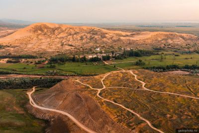 Пустыня Сарыкум в Дагестане фото